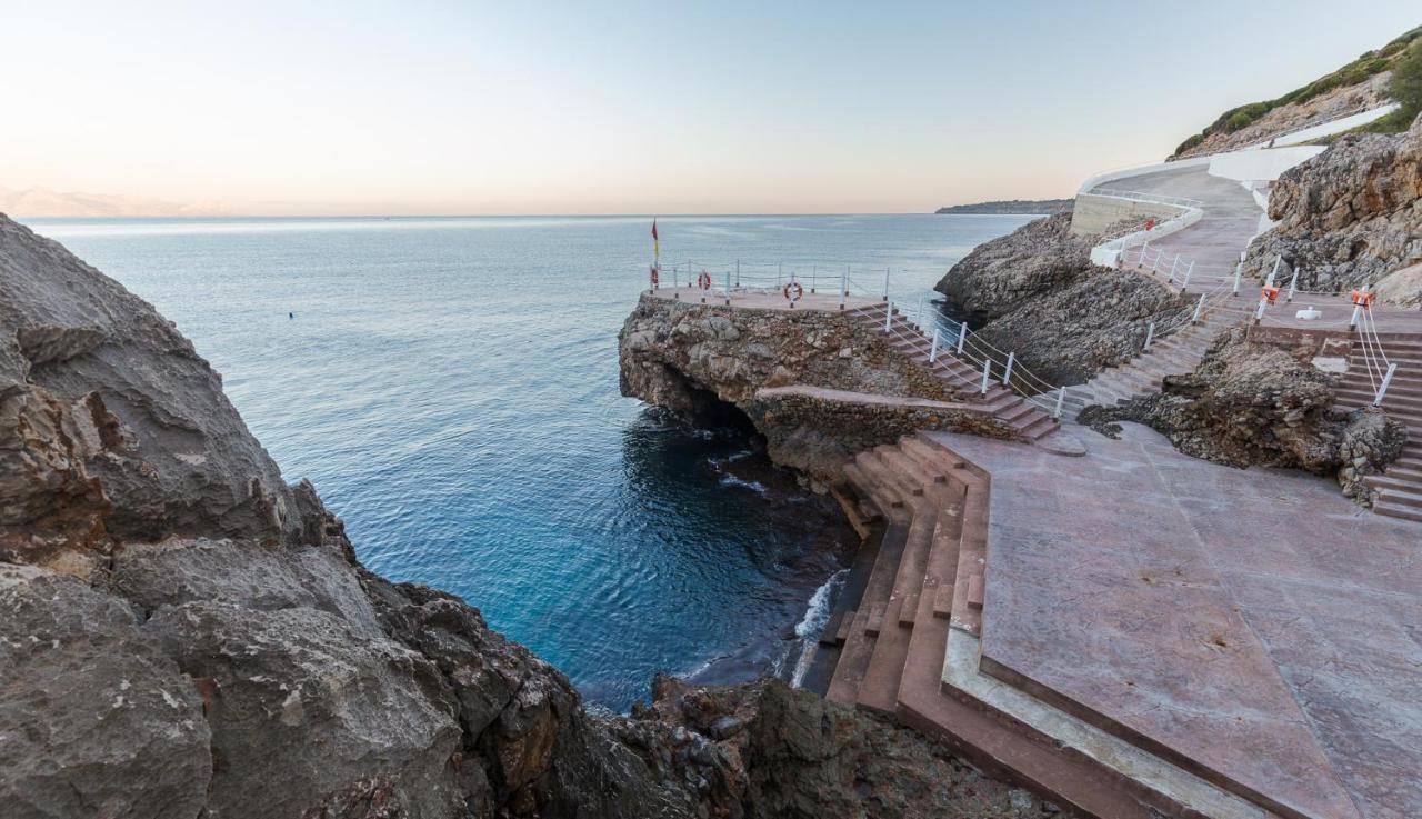 Perla Del Golfo Resort แตร์ราซีนี ภายนอก รูปภาพ