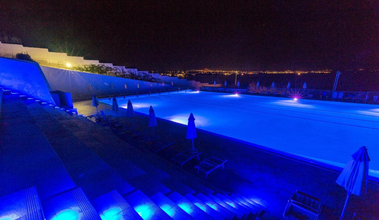Perla Del Golfo Resort แตร์ราซีนี ภายนอก รูปภาพ